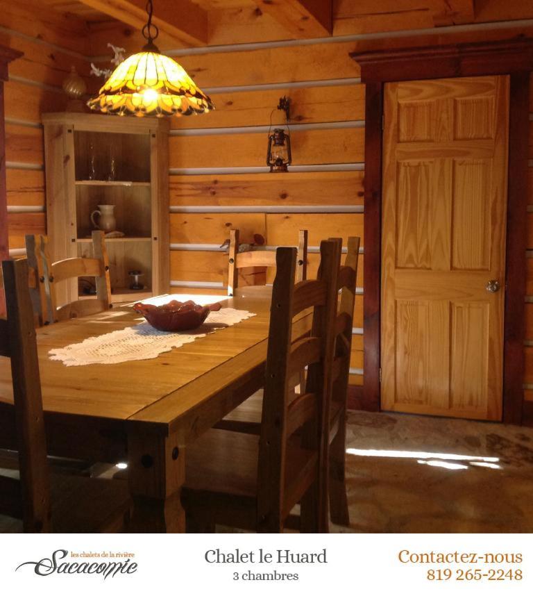 Chalets De La Riviere Sacacomie Villa Saint-Alexis-des-Monts Bagian luar foto