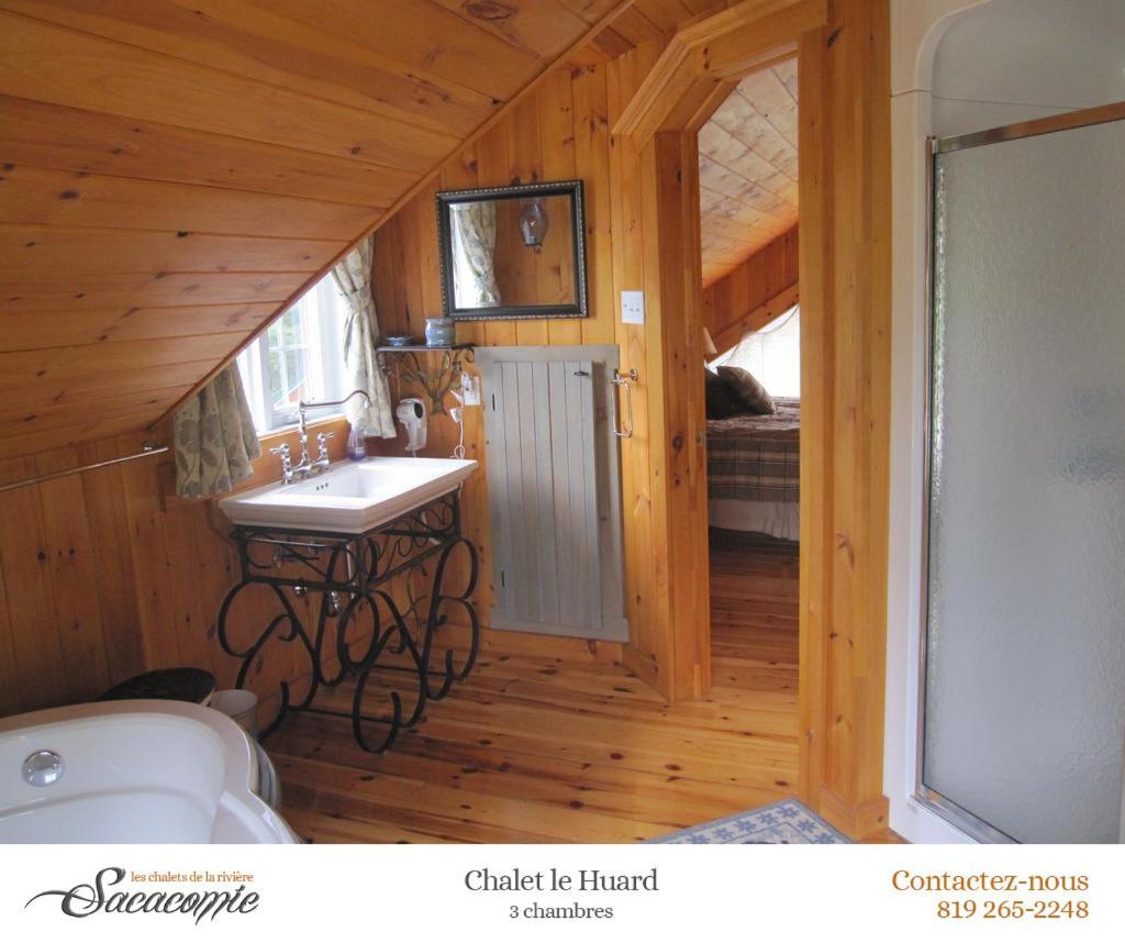 Chalets De La Riviere Sacacomie Villa Saint-Alexis-des-Monts Bagian luar foto
