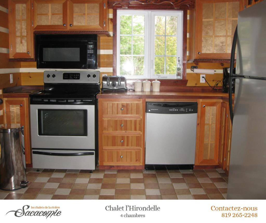 Chalets De La Riviere Sacacomie Villa Saint-Alexis-des-Monts Bagian luar foto