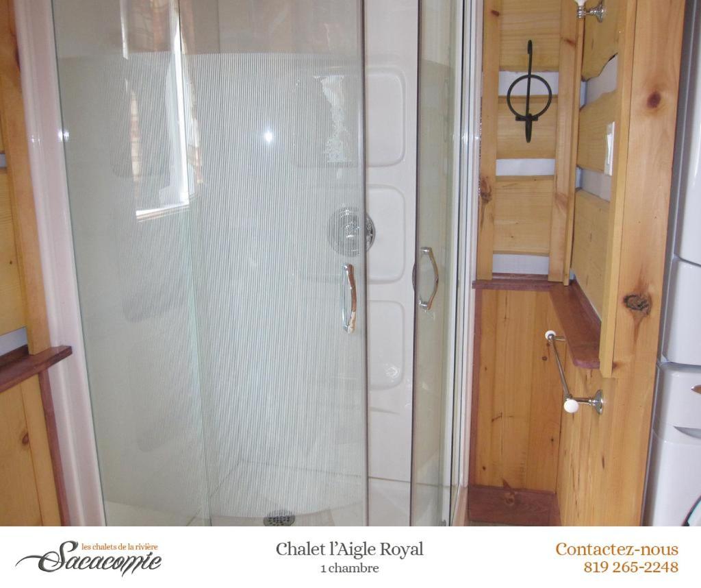Chalets De La Riviere Sacacomie Villa Saint-Alexis-des-Monts Bagian luar foto